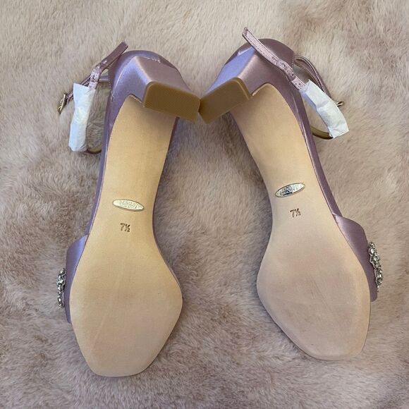 Badgley Mischka Alison Block Heel Sandal - Picture 11 of 14